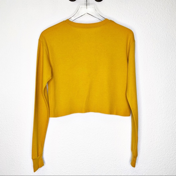 Harvard Cropped Thermal Long Sleeve Top - Picture 4 of 4